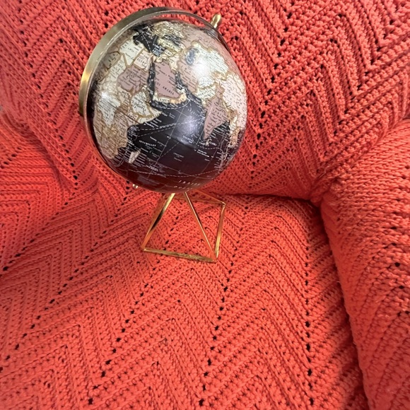 Small World Globe on a gold pyramid stand,I was not to find maker of globe - Picture 1 of 3